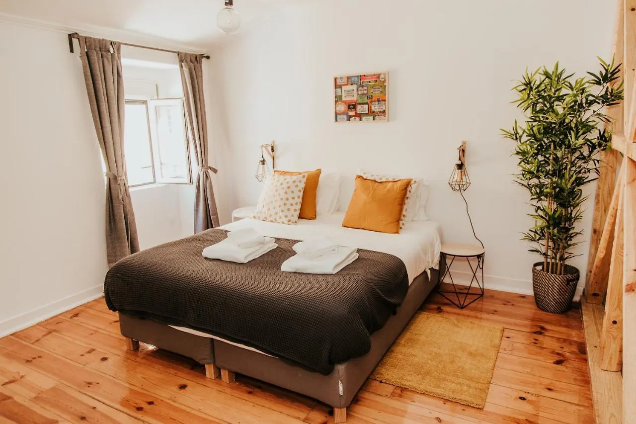 Апартаменты A Casa Do Jardim A Estrela III Лиссабон